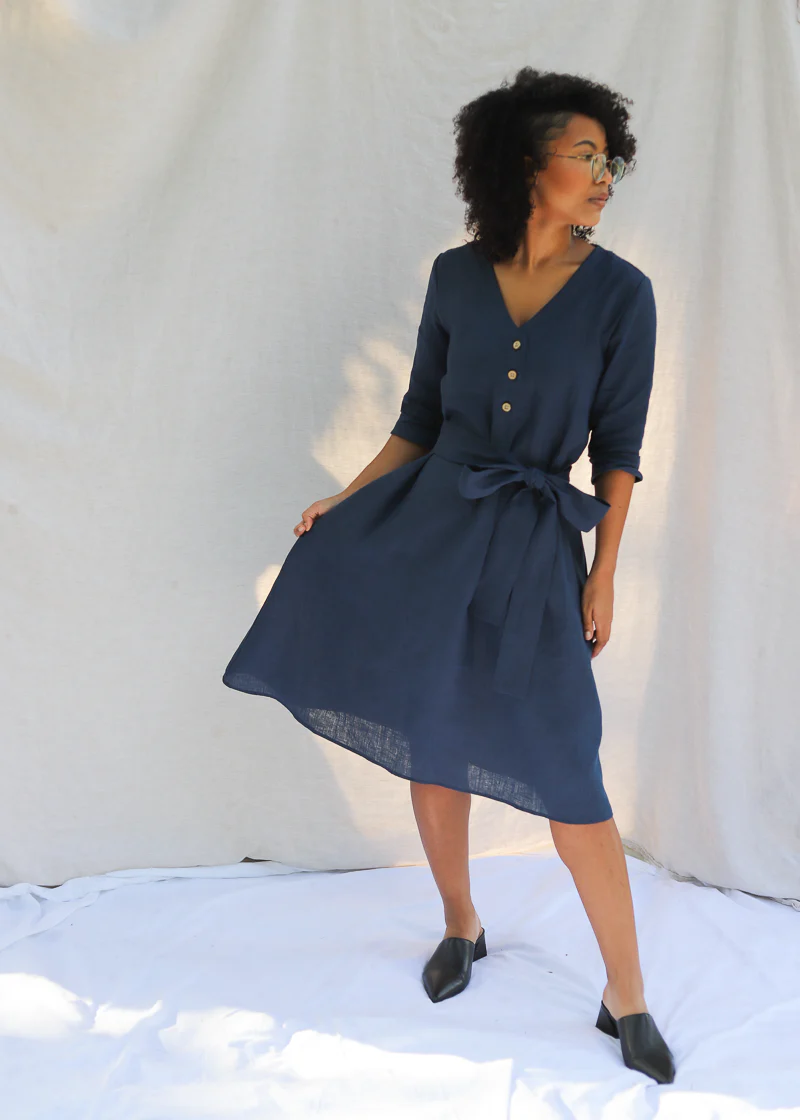Faye Dress in Linen - Image 3