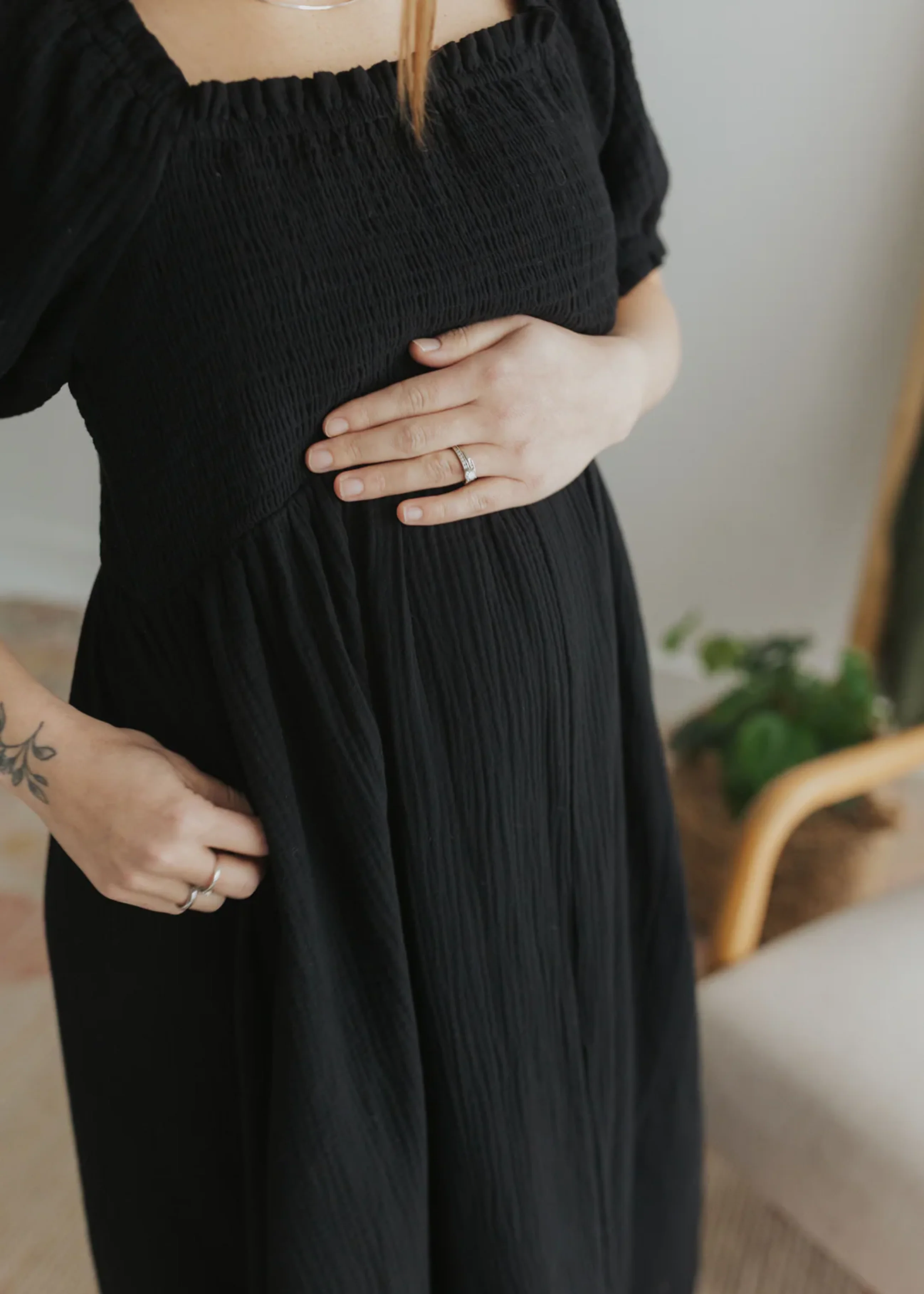 Romantic Square Neck Dress in Cotton Gauze - Image 7