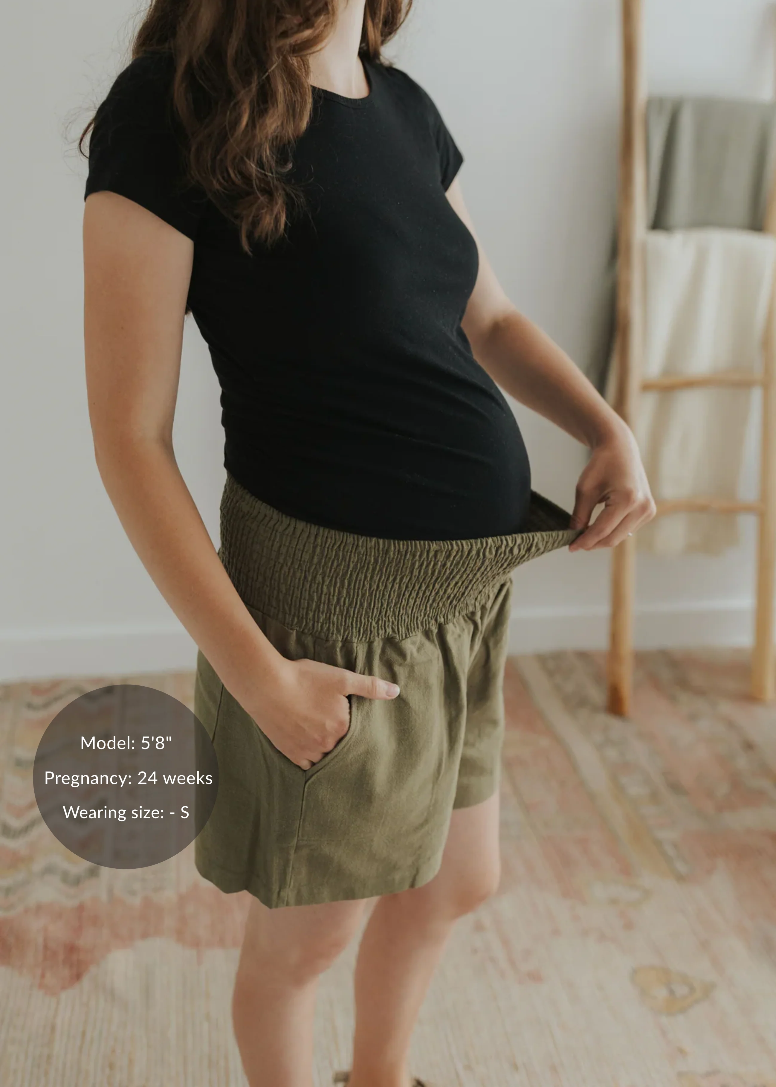 Adaptable Smocked Shorts in Linen - Image 9